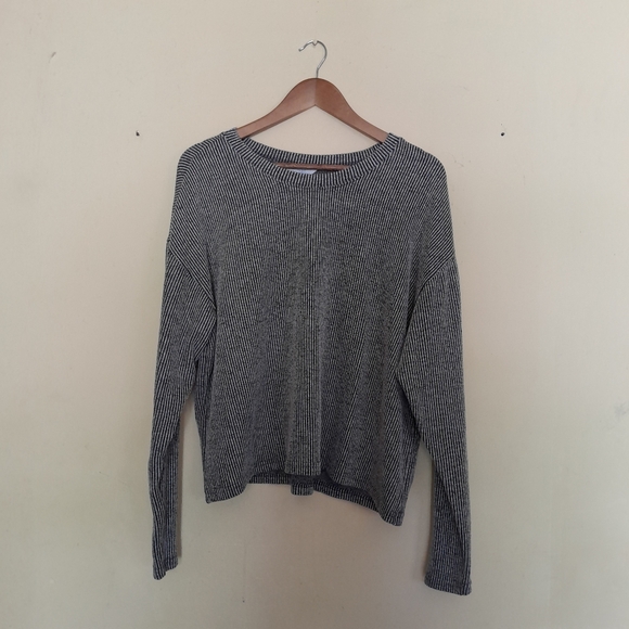 Time and Tru 2pc Black and White Sweater and Skirt Set Size XL - Picture 4 of 16